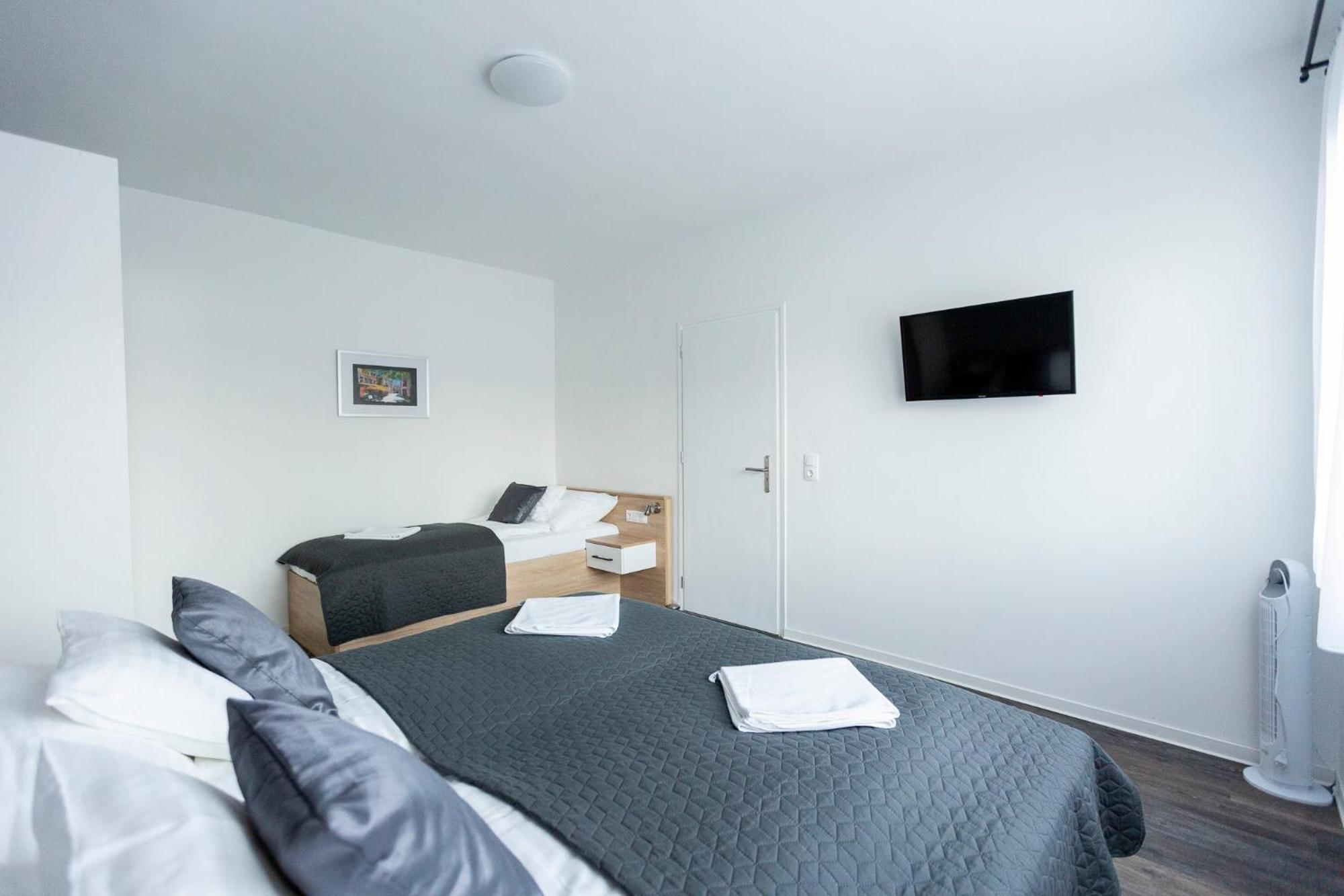 Horvath Apartman Fertőd Eksteriør billede