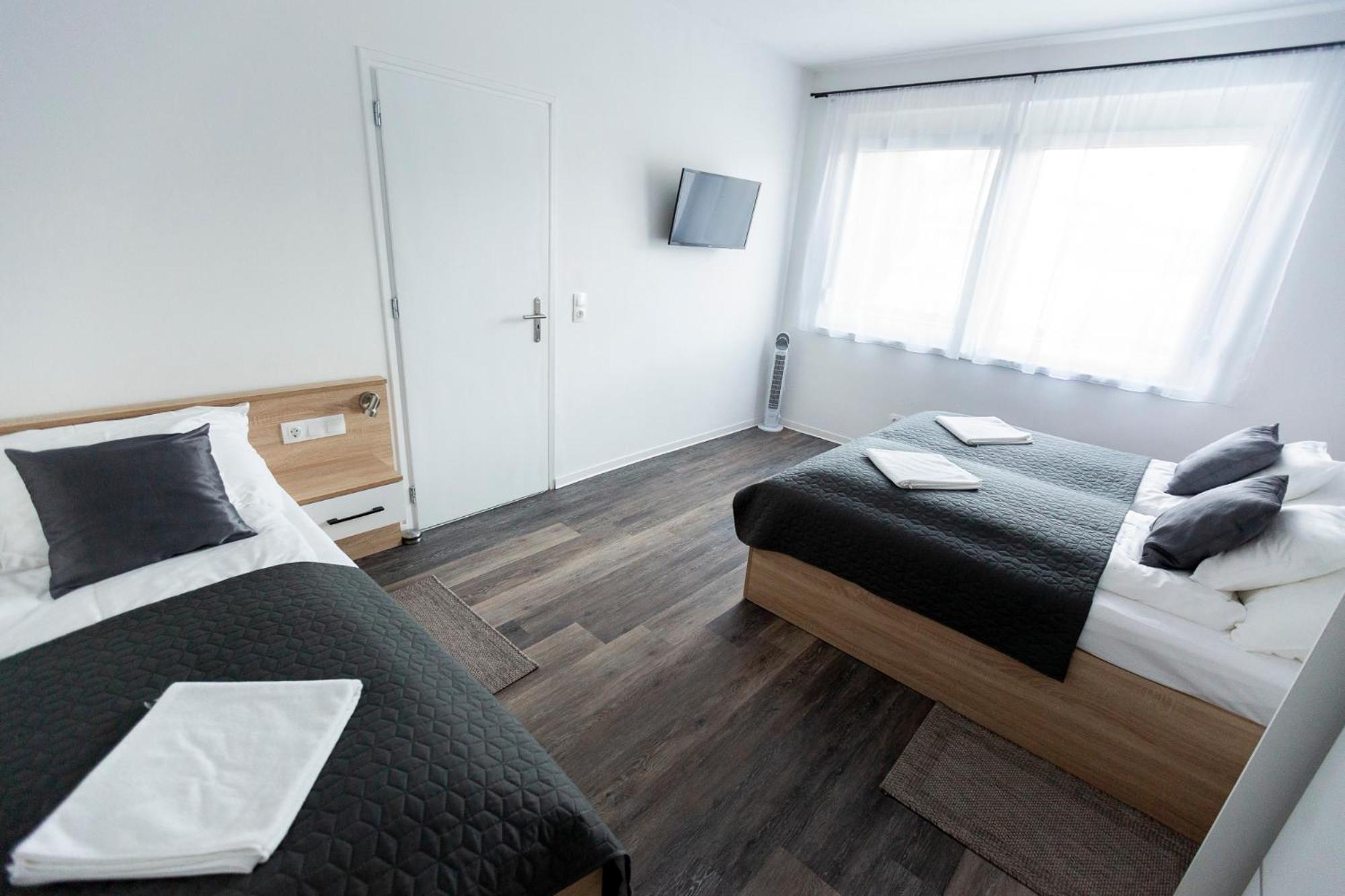 Horvath Apartman Fertőd Eksteriør billede